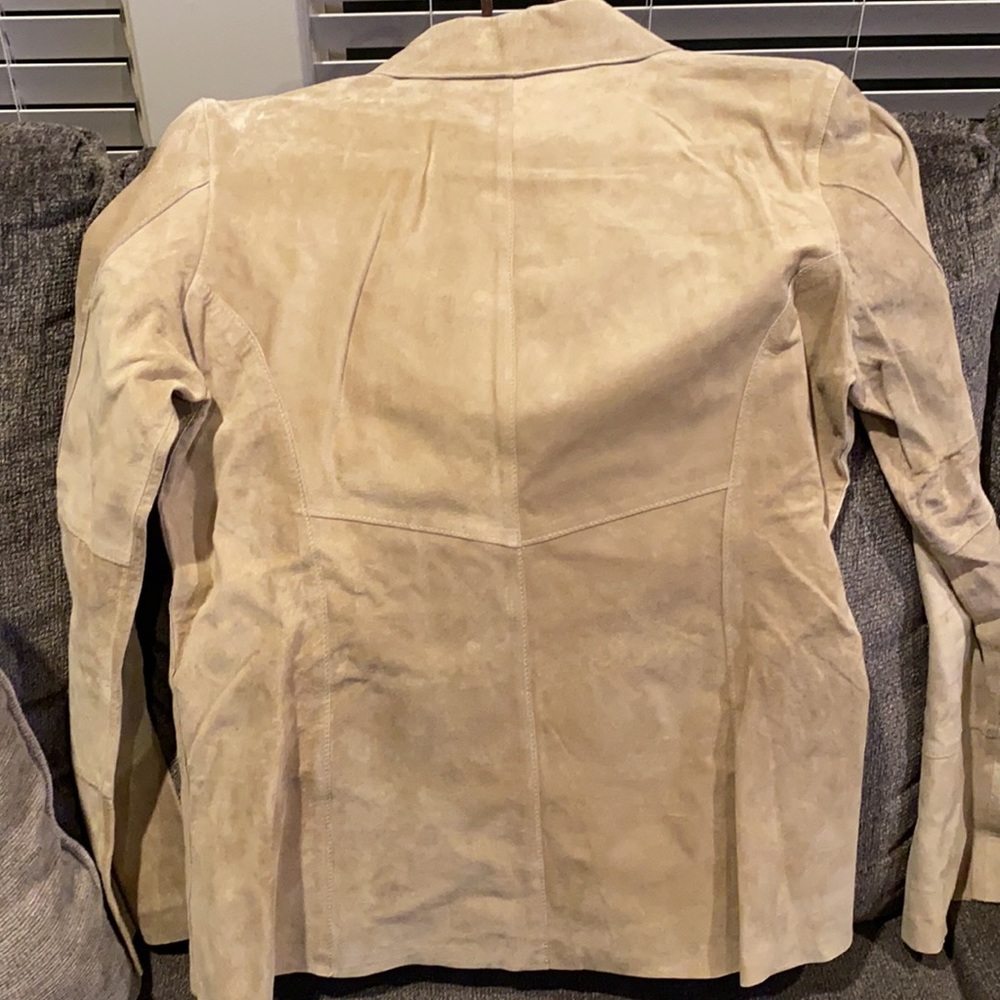 White House/Black Market outfit - Picture 7 of 8